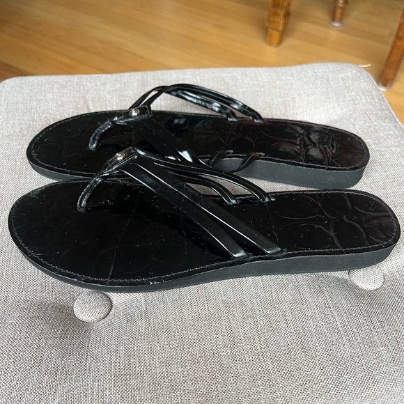 Women’s Coach Flip Flops - Picture 5 of 7